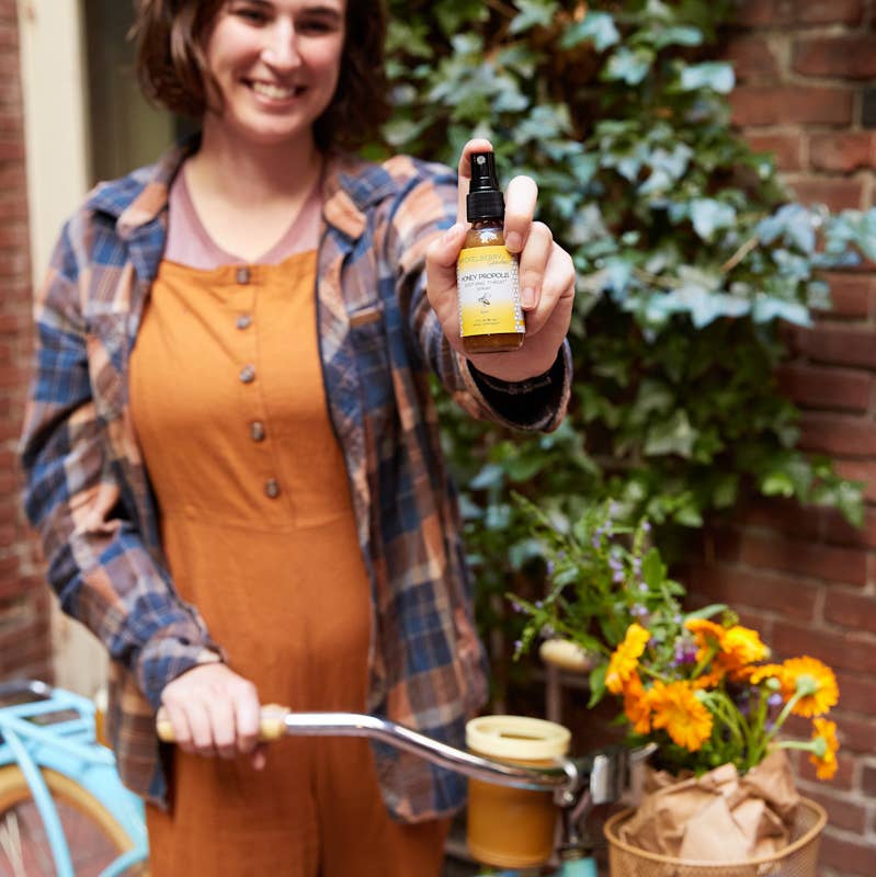 Honey Propolis Throat Spray — fast acting immune support