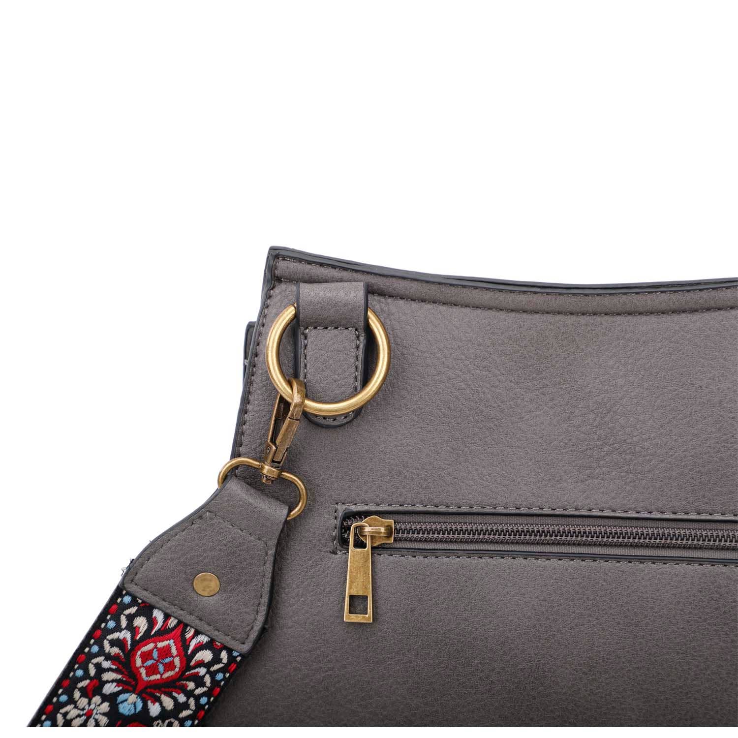 The Carlisle Crossbody: Black